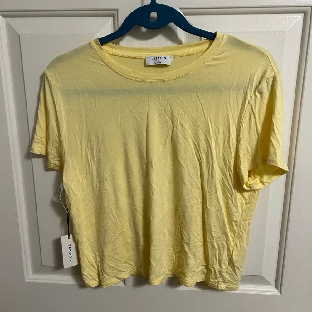 Aritizia Babaton Softest Yellow‎ Everyday Cropped Tee Size Large NWT